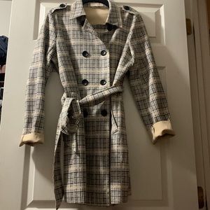 Woman’s trench jacket